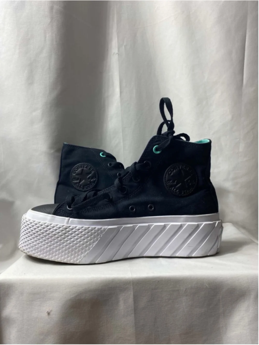 Converse Chuck Taylor All Star Lift 2X High Surface Fusion Black W 8 Platform